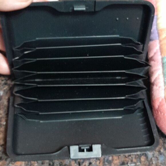 5 Assorted Keepers...Probably New...Assorted Sizes and Patterns. - Picture 7 of 11